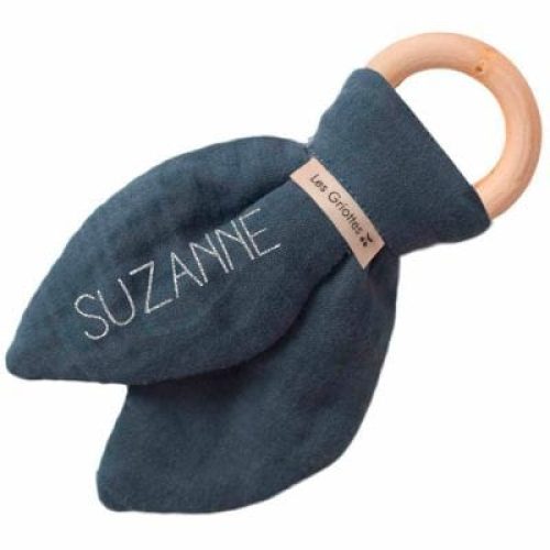 anneau-de-dentition-en-bois-bleu-petrole-personnalisable