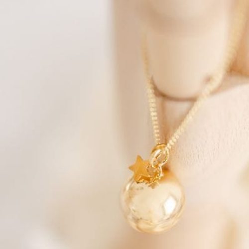 bola-de-grossesse-gri-gri-etoile-chaine-or-jaune-18-carats