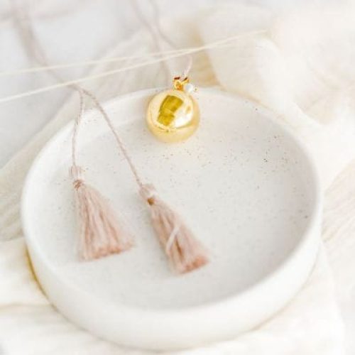 bola-de-grossesse-origine-perle-cordon-biscuit-or-jaune-18-carats