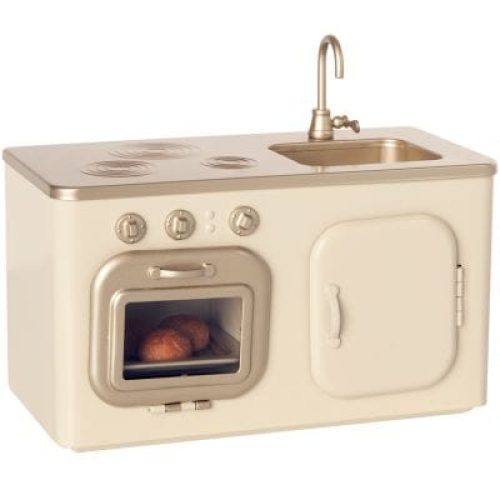 cuisine-miniature-pour-figurine-souris