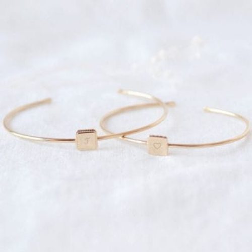 jonc-alice-en-plaque-or-jaune-personnalisable