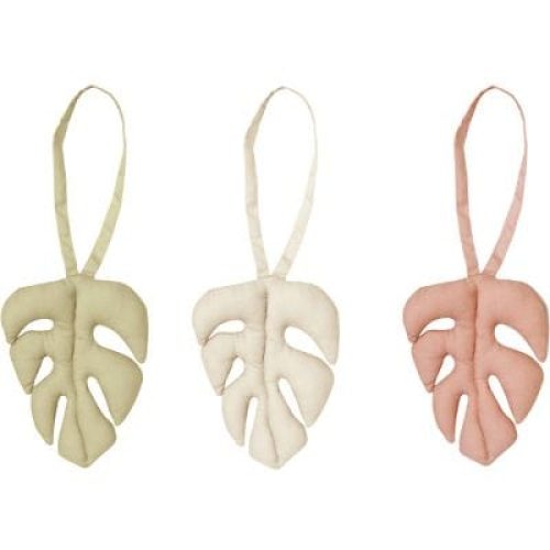 lot-de-3-jouets-a-suspendre-bamboo-monstera