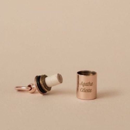 pendentif-mon-petit-secret-personnalisable-plaque-or-rose
