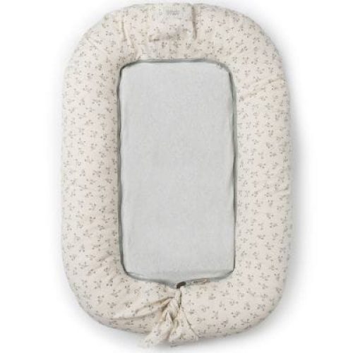 reducteur-babynest-2-en-1-olive-bloom-canvas